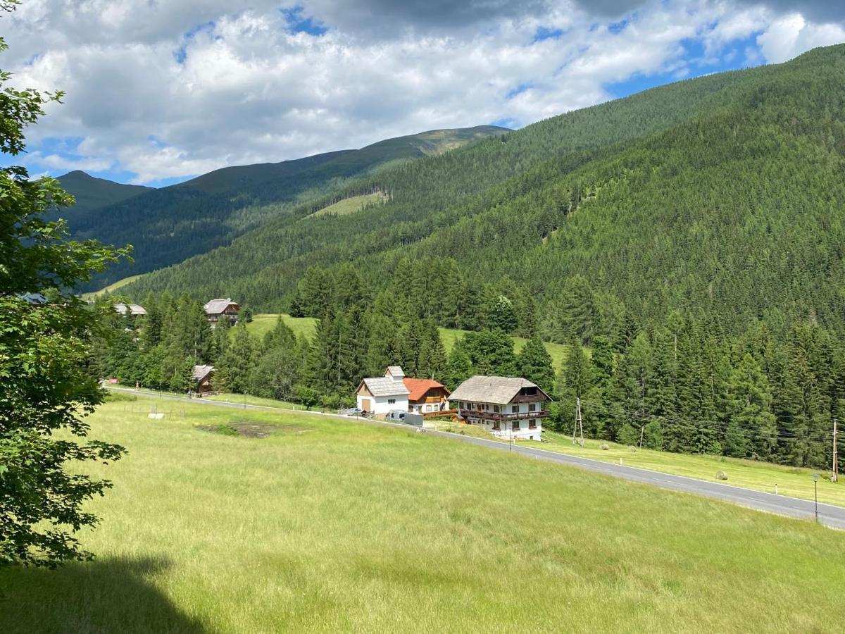 Nockalm Cottage Bad Kleinkirchheim Exterior foto